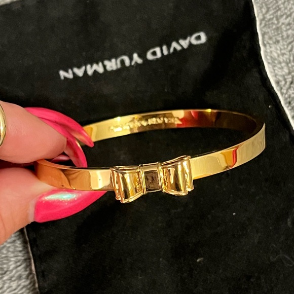 Kate Spade, Gold Bow Bangle Bracelet - Picture 1 of 4